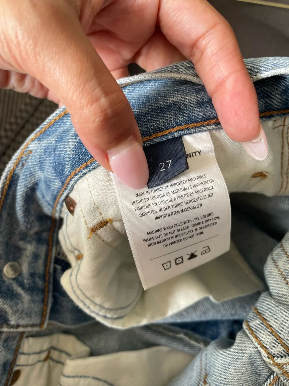 Citizens Of Humanity Light Distress Wash Daphne Crop Jeans - Picture 8 of 8